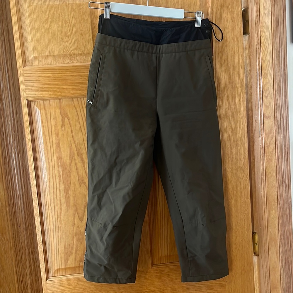 Prada Sport Army Green Capris with Velcro Size 42